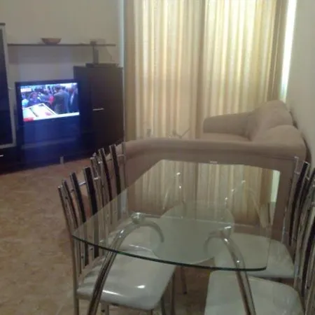 Apartamento Apollon 3 *