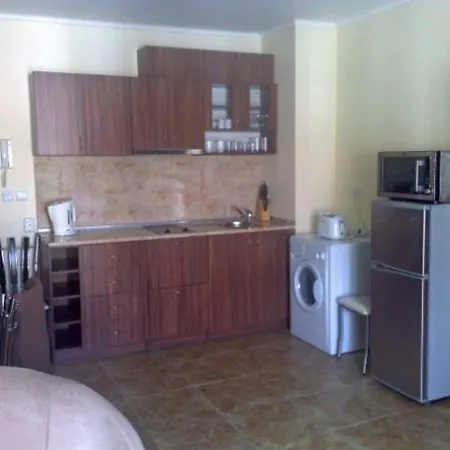 Apartamento Apollon 3 *