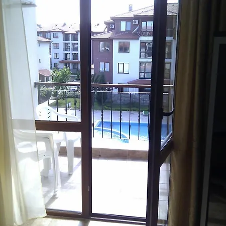 Appartement Apollon 3 *